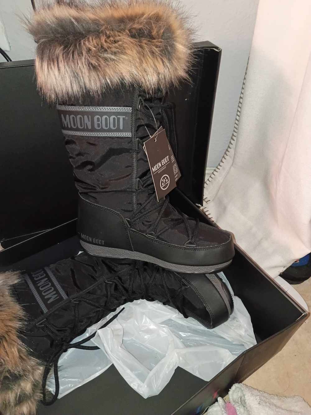Moon Boot Black Faux Fur-Trim Winter Lace-Up Snow Boots